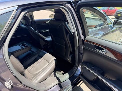 Used 2013 Lincoln MKZ FWD image 33