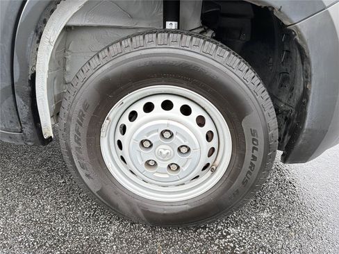 Used 2025 RAM ProMaster 2500 w/ Convenience Group FWD image 11