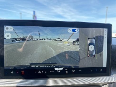 Used 2025 Ford Explorer ST-Line w/ Premium Package image 44