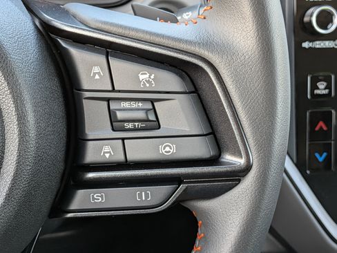 Used 2025 Subaru Crosstrek 2.5i Limited w/ Popular Package #3A image 26