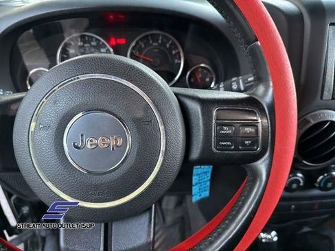Used 2015 Jeep Wrangler Sport w/ Connectivity Group image 23