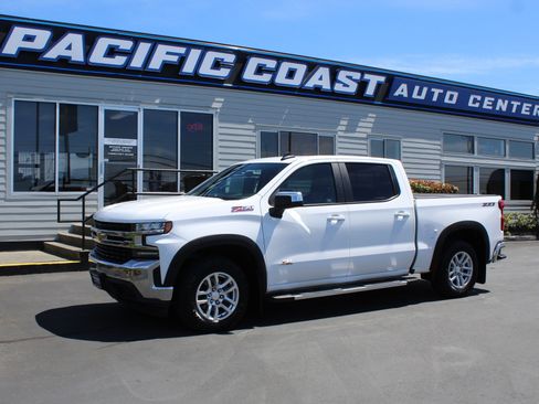 Used 2019 Chevrolet Silverado 1500 LT w/ True North Edition AWD/4WD image 1