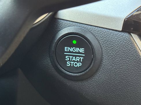 Certified 2022 Ford Escape SE w/ Convenience Package image 21