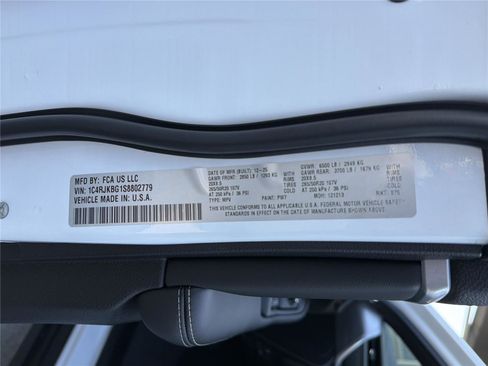 New 2025 Jeep Grand Cherokee L Limited w/ Black Appearance Package image 36