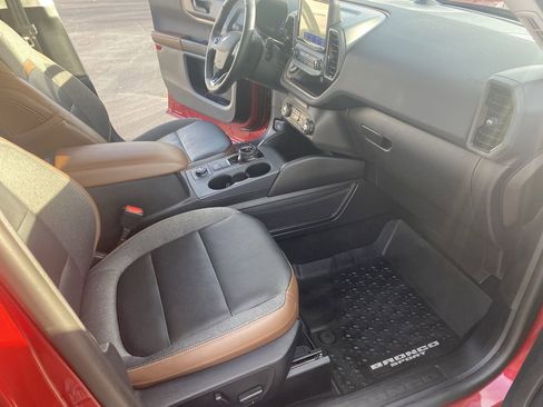 Used 2021 Ford Bronco Sport Outer Banks w/ Outer Banks Package image 26