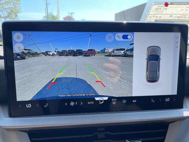 New 2026 Ford Explorer Active RWD image 15