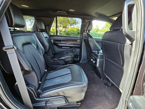Used 2021 Ford Expedition Limited image 29