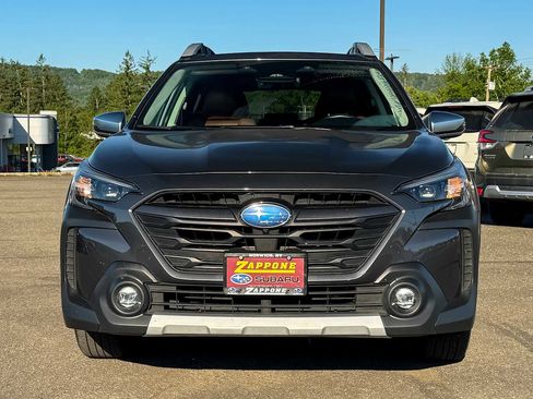 Used 2023 Subaru Outback Touring XT AWD/4WD image 8