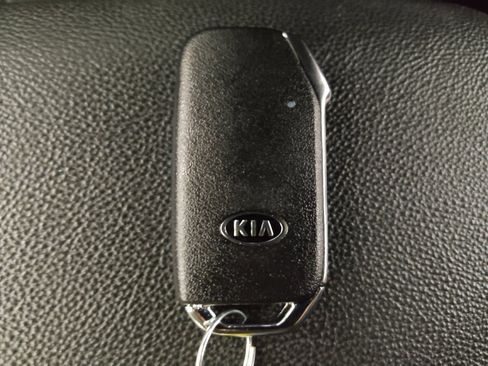 Used 2020 Kia Forte EX w/ EX Special Edition FWD image 32