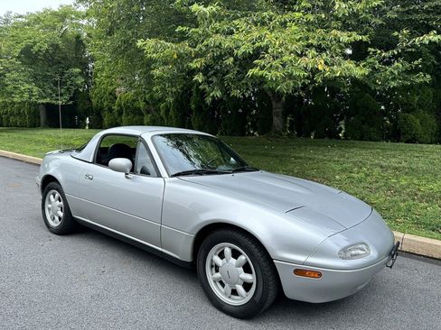 Used 1990 MAZDA MX-5 Miata RWD image 36