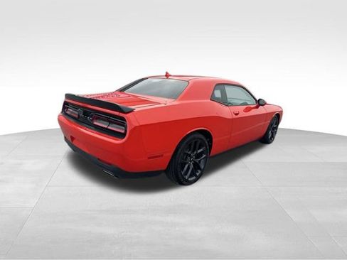 Used 2019 Dodge Challenger GT w/ Driver Convenience Group image 4