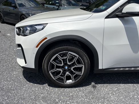 Certified 2025 BMW X2 xDrive28i AWD/4WD image 4