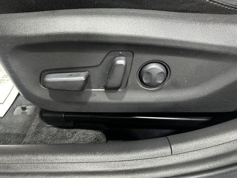 Used 2017 Hyundai Elantra Value Edition w/ Cargo Package FWD image 13