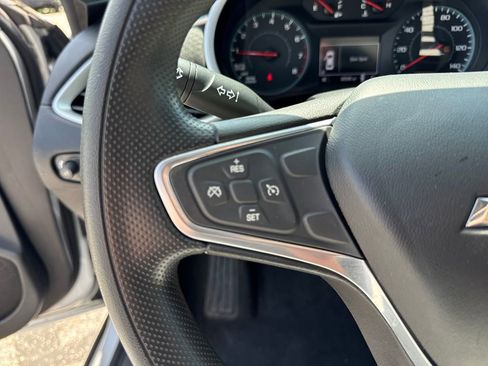 Used 2022 Chevrolet Malibu LS FWD image 17