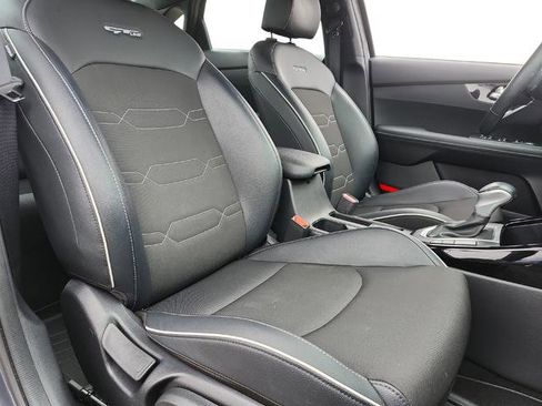 Certified 2023 Kia Forte GT-Line w/ GT-Line Technology Package image 22