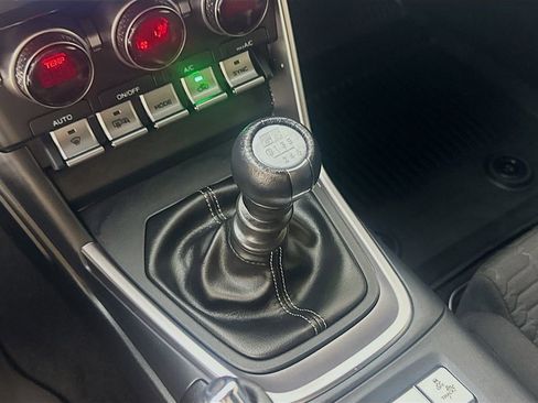 Certified 2025 Toyota GR86 w/ ALL Weather Mat Package (TMS) image 16