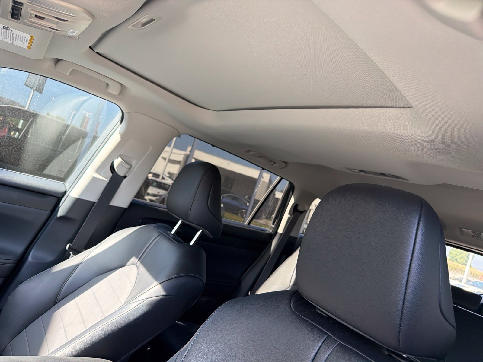 Used 2026 Toyota Highlander XLE AWD/4WD image 6