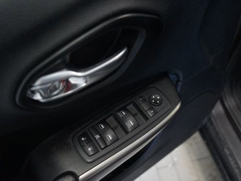 Used 2021 Jeep Cherokee Latitude Lux image 20