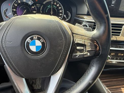 Used 2018 BMW 530e RWD image 20