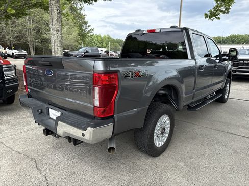 Used 2022 Ford F250 XLT AWD/4WD image 7