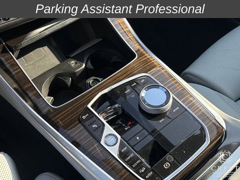 Used 2024 BMW X5 xDrive40i w/ Executive Package image 23