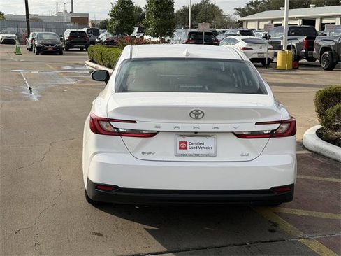 Certified 2025 Toyota Camry LE image 6