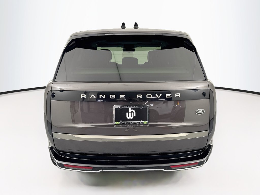 Used 2022 Land Rover Range Rover SE AWD/4WD image 6
