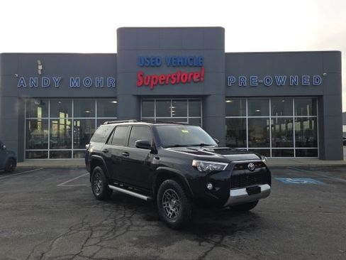 Used 2019 Toyota 4Runner TRD Off-Road image 1