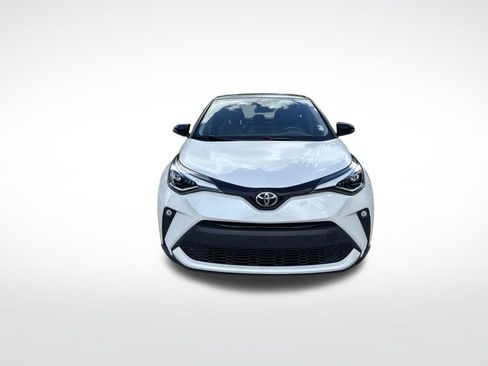 Used 2022 Toyota C-HR Limited FWD image 3