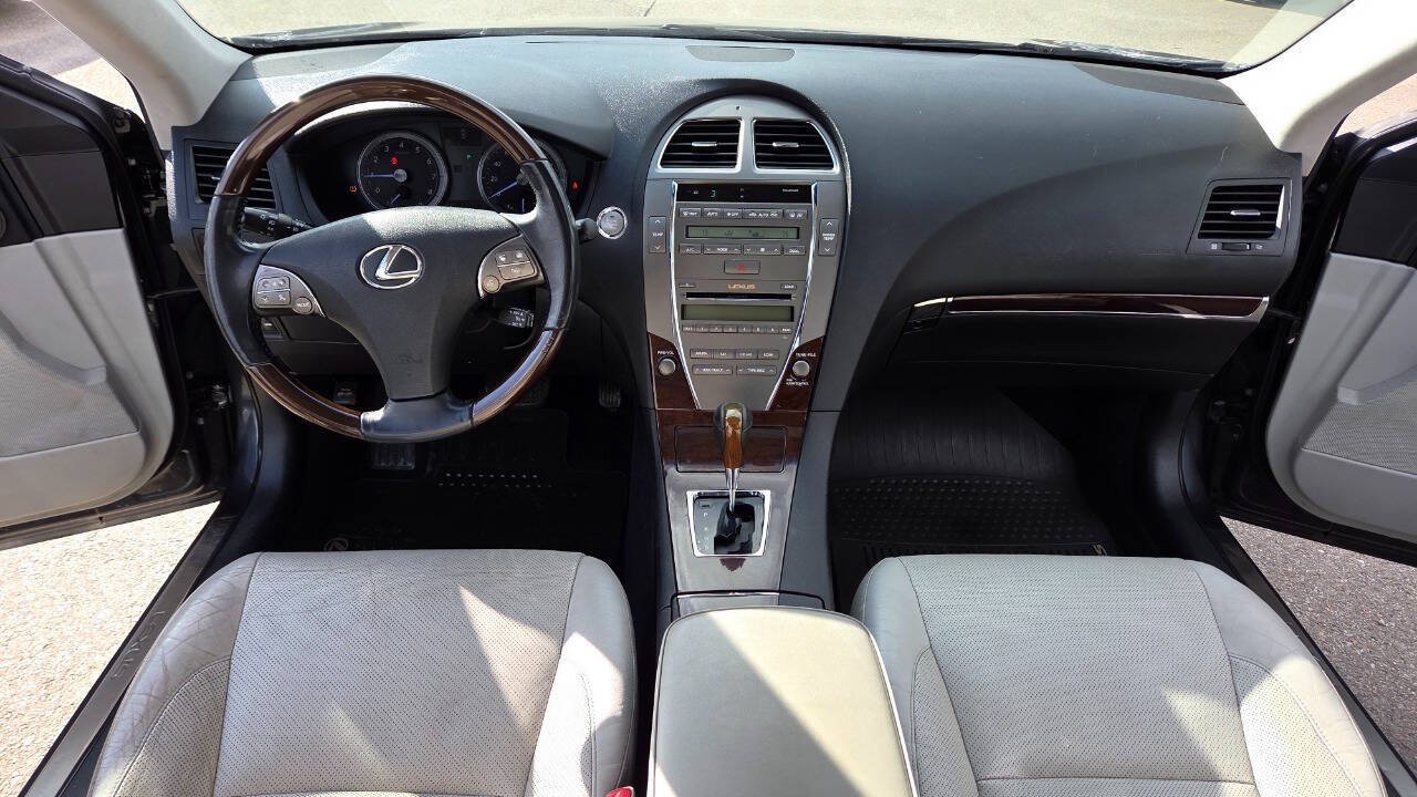 Used 2011 Lexus ES 350 FWD image 35
