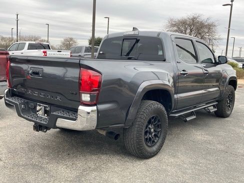 Used 2020 Toyota Tacoma SR5 image 5