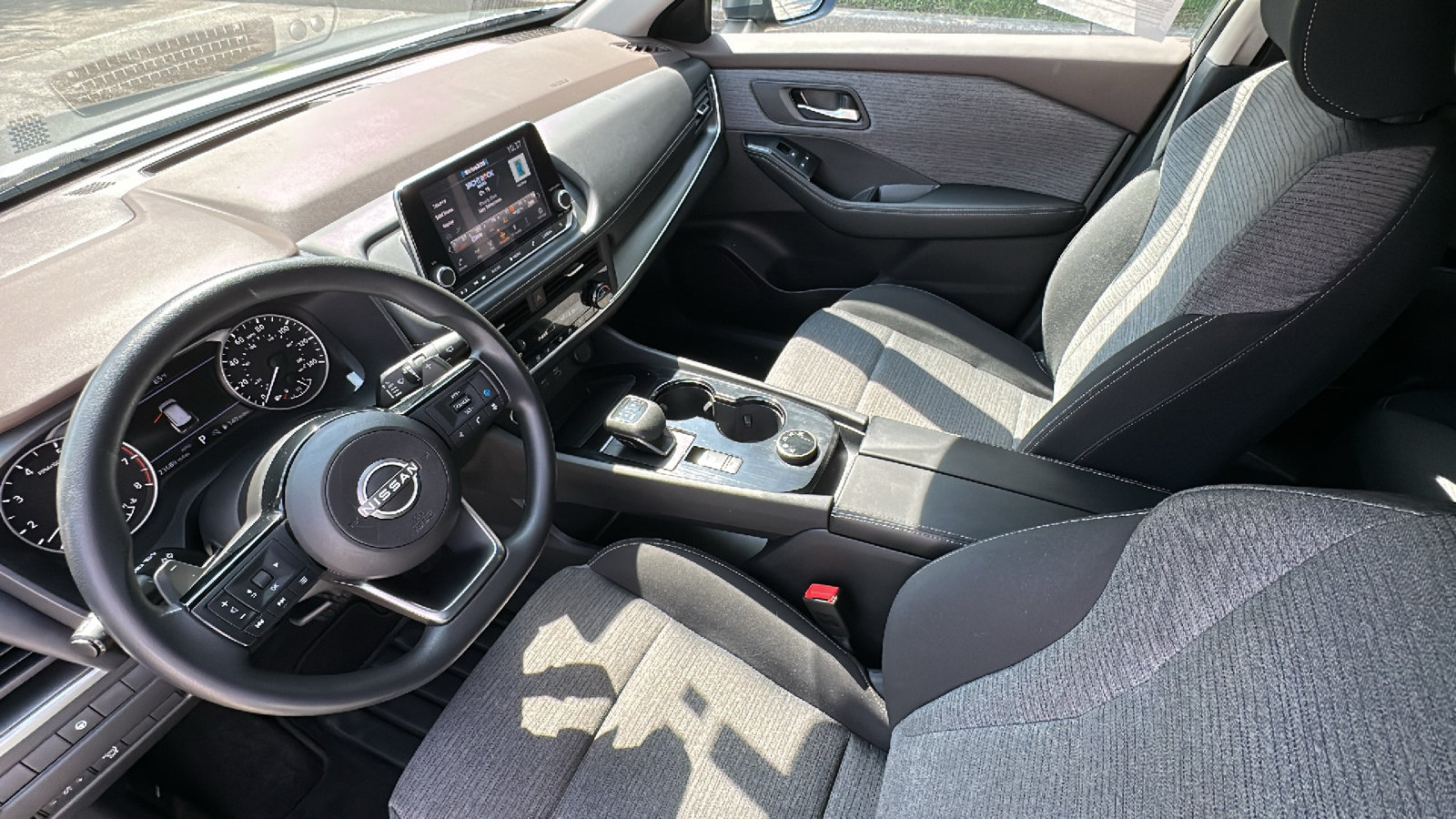 Certified 2023 Nissan Rogue SV AWD/4WD image 20