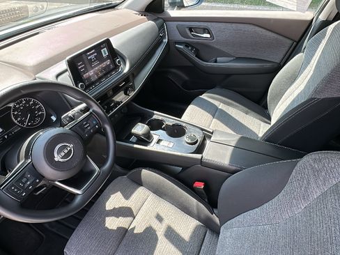 Used 2023 Nissan Rogue SV AWD/4WD image 20