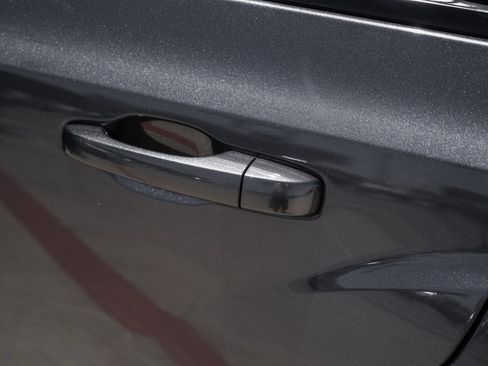 Used 2019 Chrysler 300 S RWD image 53
