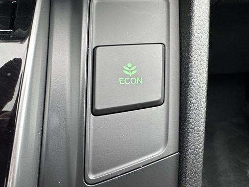 Used 2019 Honda CR-V EX image 25