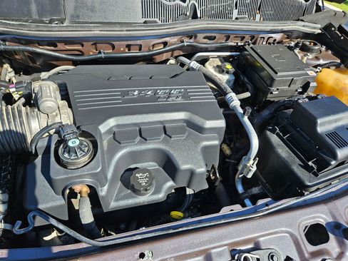 Used 2007 Chevrolet Equinox LS AWD/4WD image 32