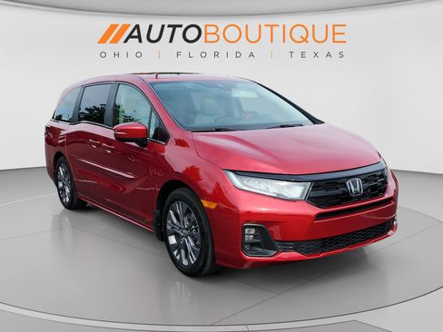 Used 2025 Honda Odyssey Touring image 7
