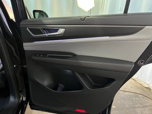 New 2026 Volkswagen Atlas Peak Edition AWD/4WD image 21