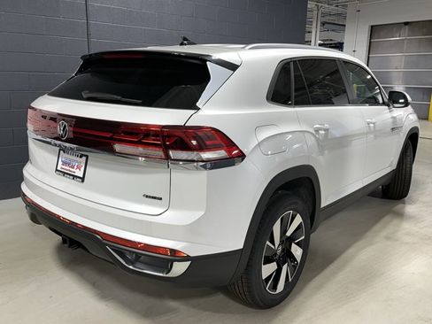 New 2026 Volkswagen Atlas Cross Sport SE AWD/4WD image 18