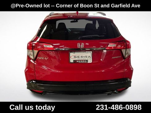 Used 2020 Honda HR-V Sport image 4