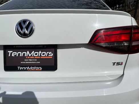 Used 2016 Volkswagen Jetta Sport image 49