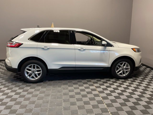 Used 2024 Ford Edge SEL w/ Convenience Package AWD/4WD image 7