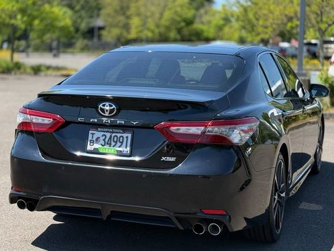 Used 2024 Toyota Camry SE AWD/4WD image 5