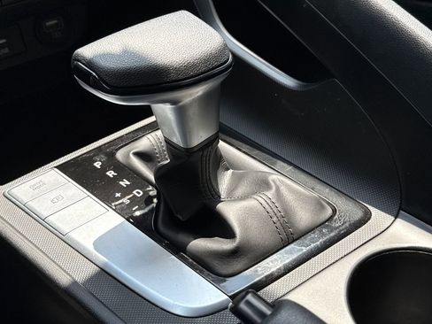 Certified 2021 Hyundai Elantra SEL image 22