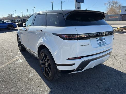 Used 2022 Land Rover Range Rover Evoque R-Dynamic SE image 5