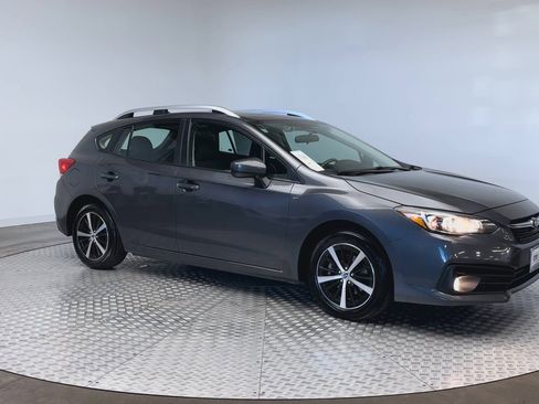 Used 2021 Subaru Impreza Premium image 2
