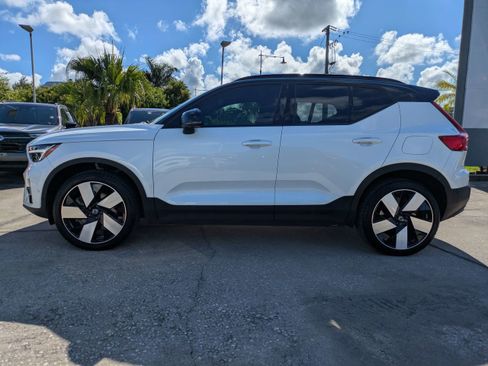 Certified 2024 Volvo XC40 Recharge Plus w/ Protection Package Premier image 7
