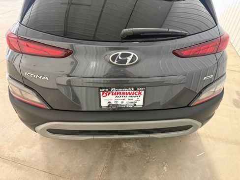 Used 2023 Hyundai Kona SEL AWD/4WD image 16