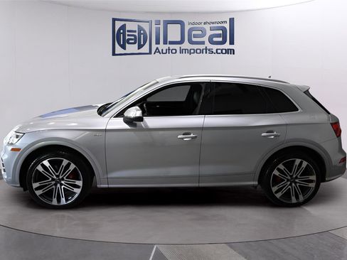 Used 2018 Audi SQ5 Premium Plus w/ S Sport Package AWD/4WD image 2