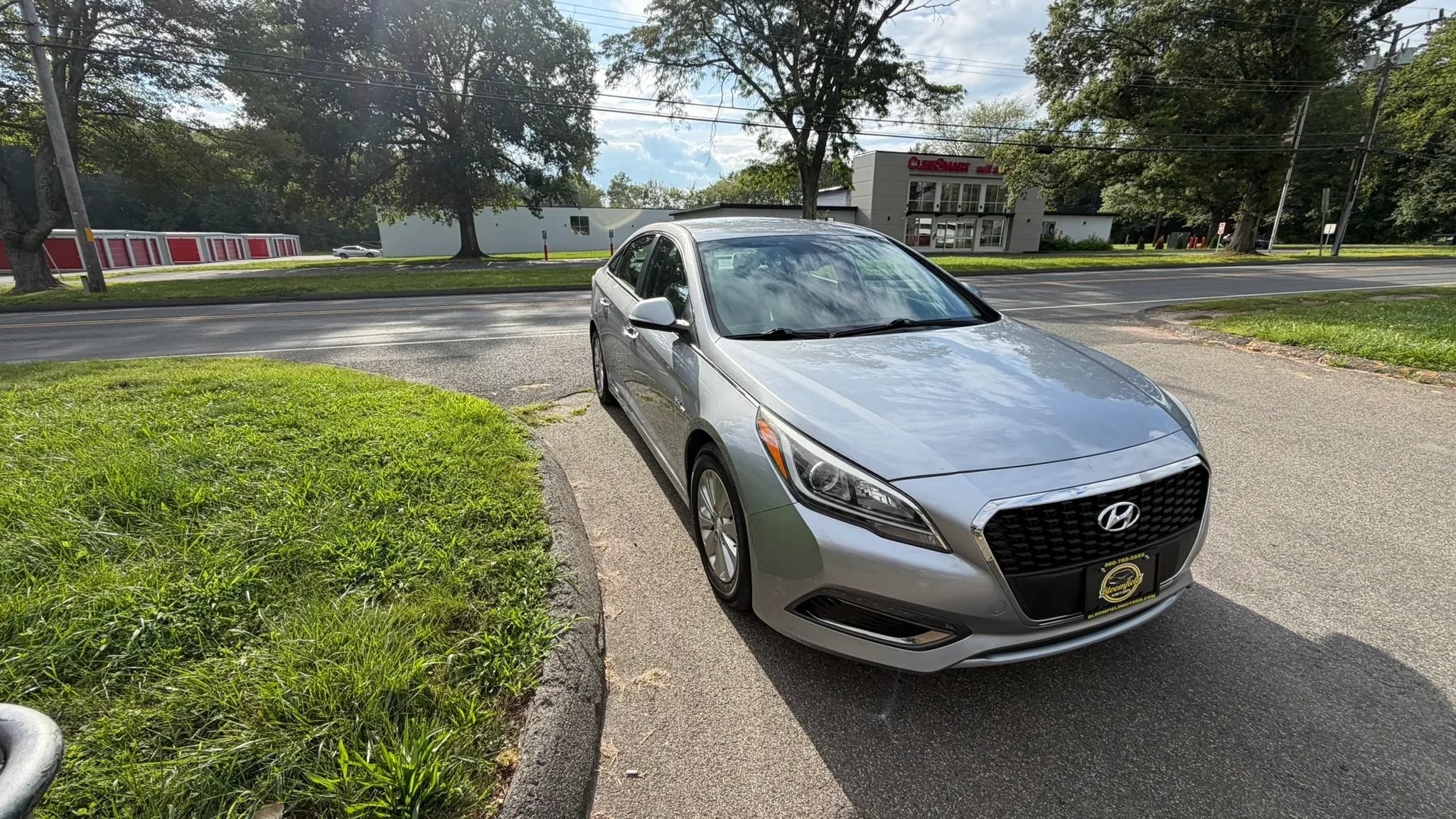 Used 2016 Hyundai Sonata SE FWD image 3